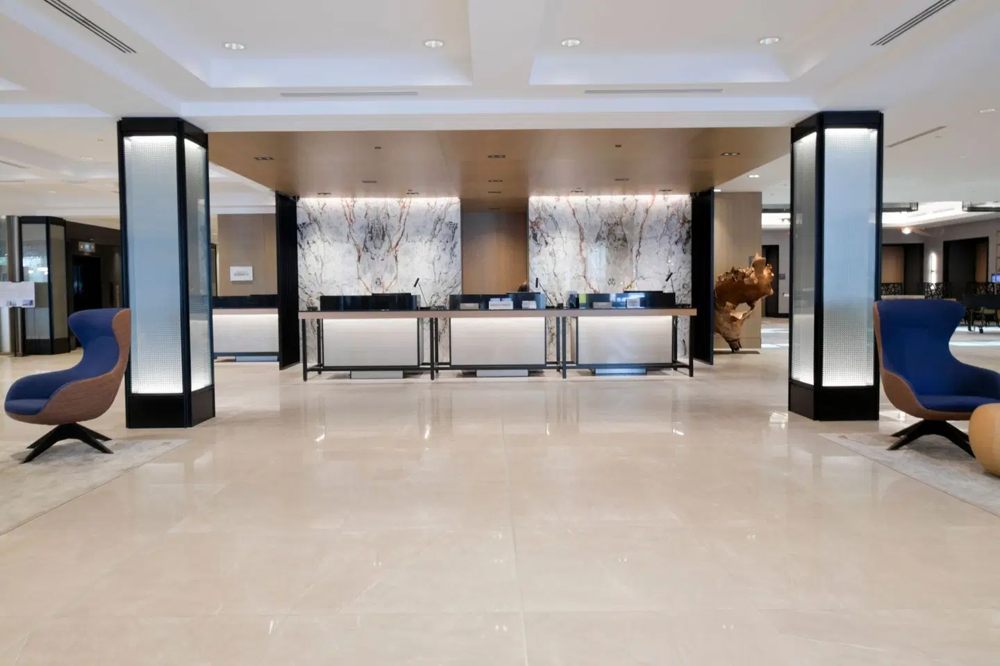 Sheraton Laval Hotel LOUNGE_LOBBY