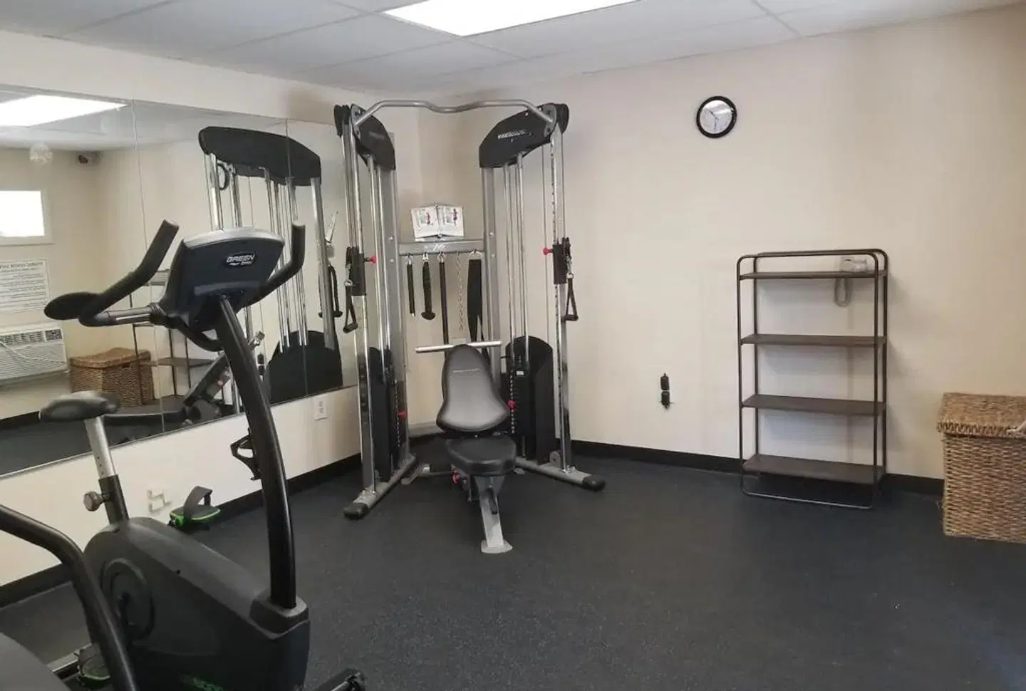 Baymont by Wyndham Sarasota SPORTS_AND_LEISURE