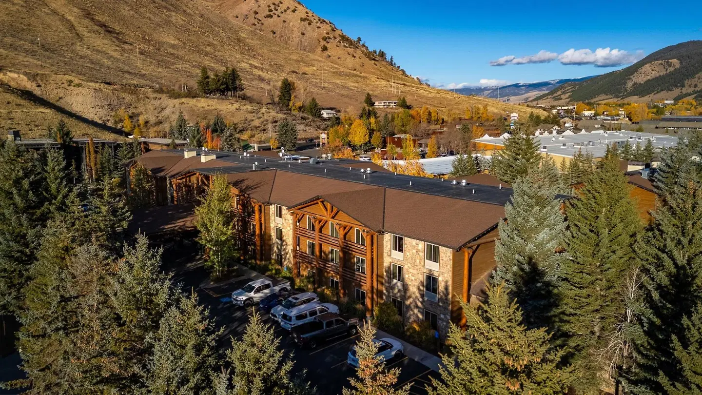 The Lodge at Jackson Hole EXTERIOR