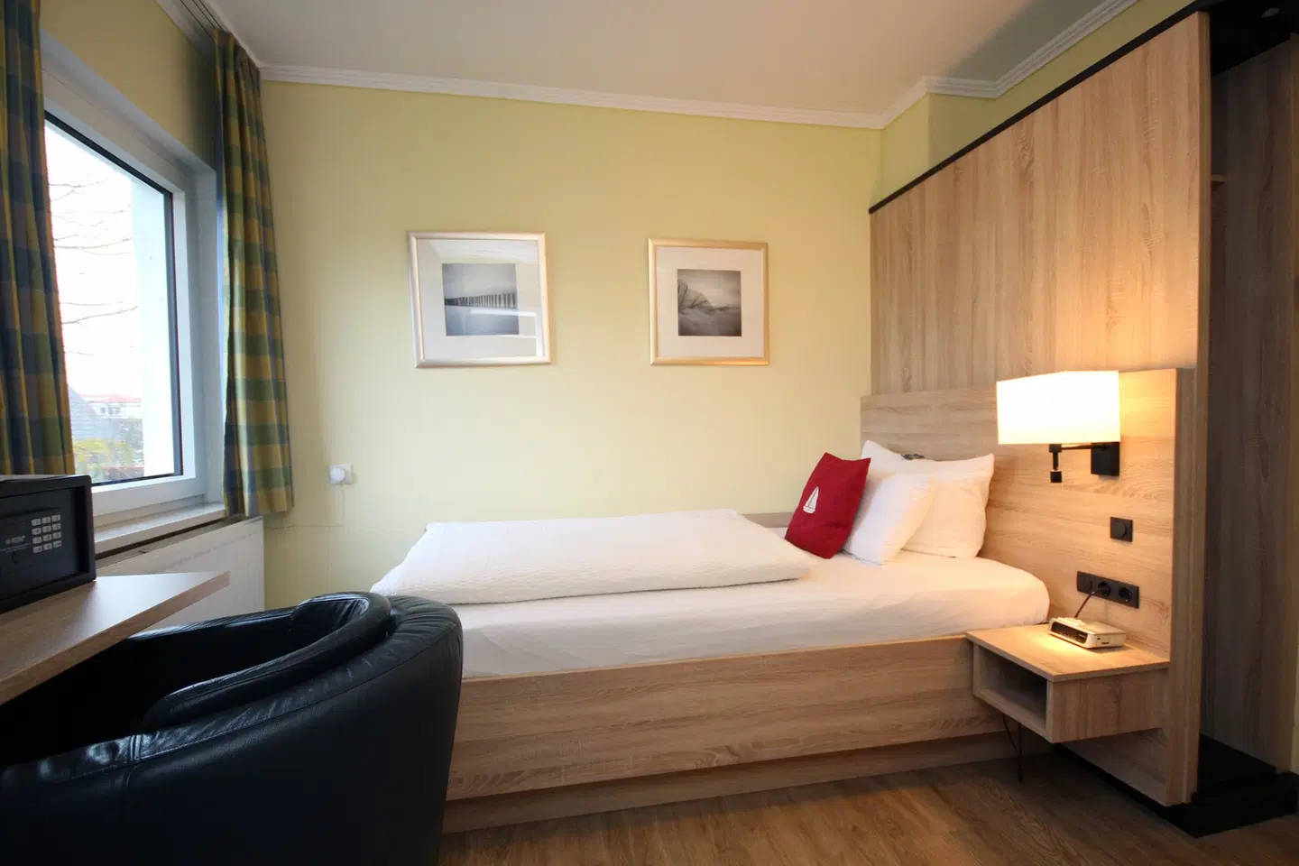 Hotel Morgensonne ROOM_EXAMPLE