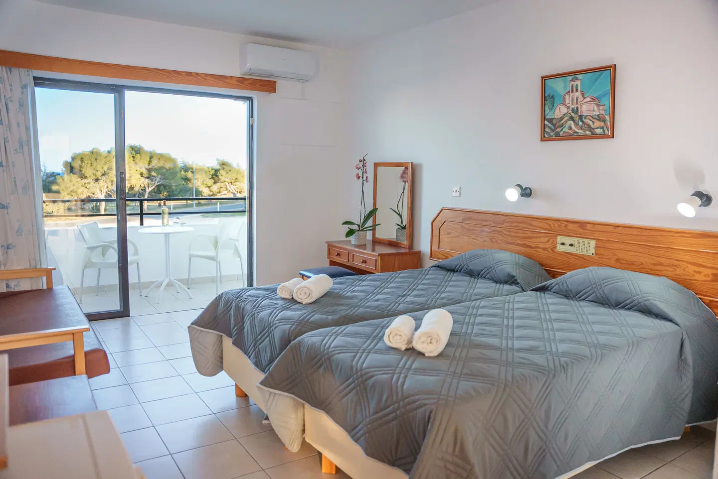 Konnos Bay Gardens ROOM_EXAMPLE