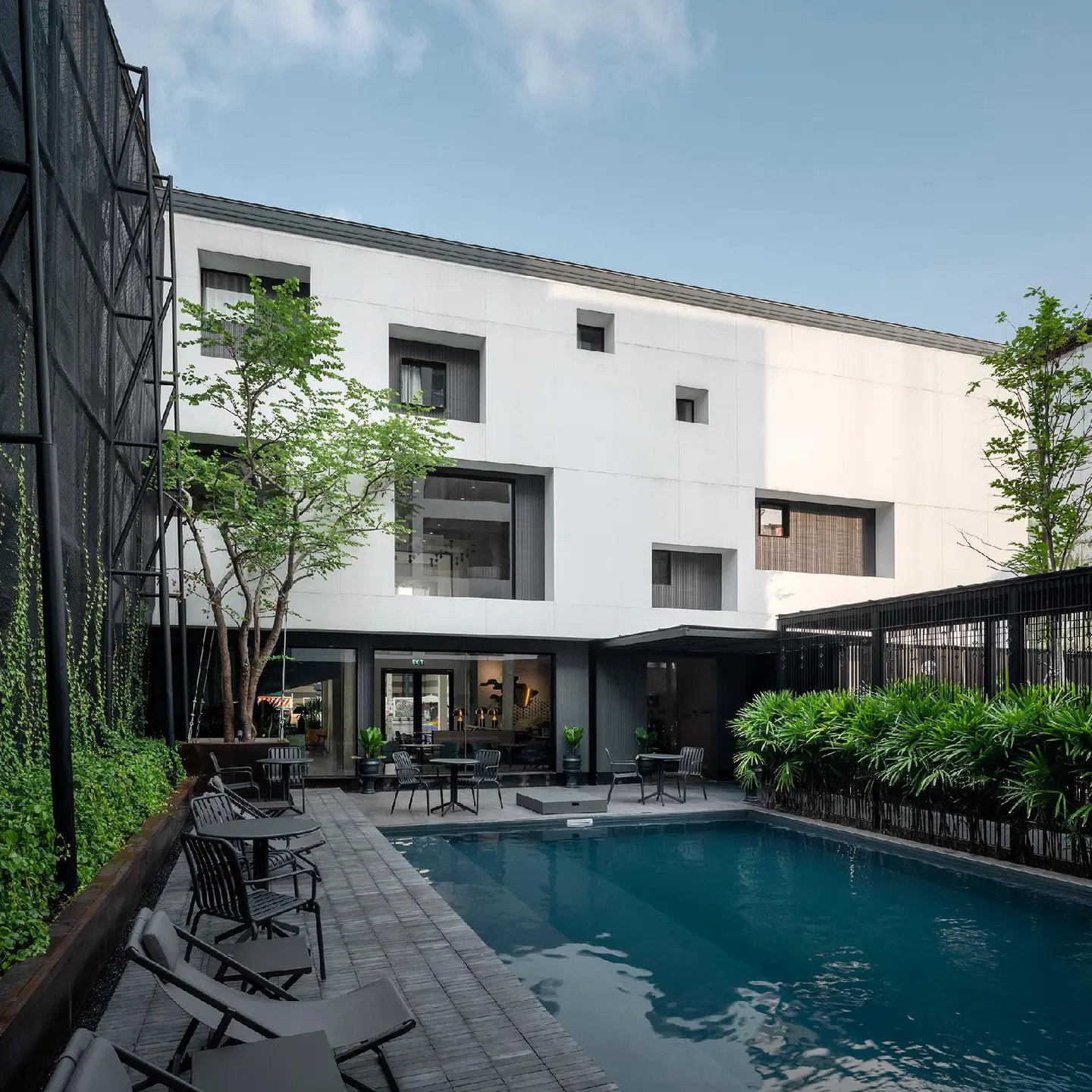 Lilit Bang Lumphu Hotel OUTDOOR_POOL