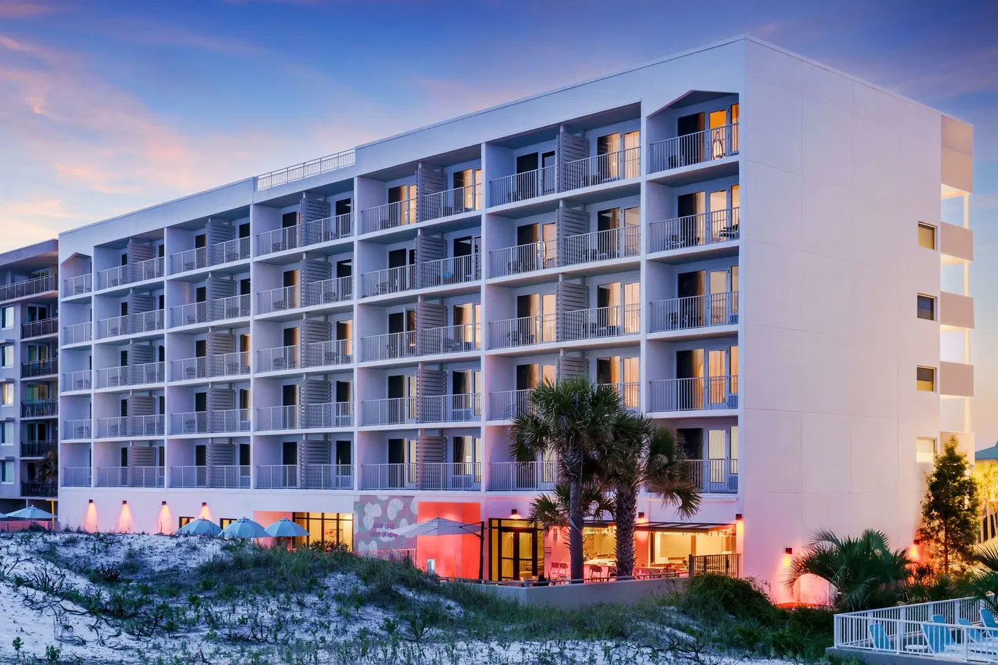 Beal House Fort Walton Beachfront, Tapestry Collection by Hilton OUTDOOR_POOL