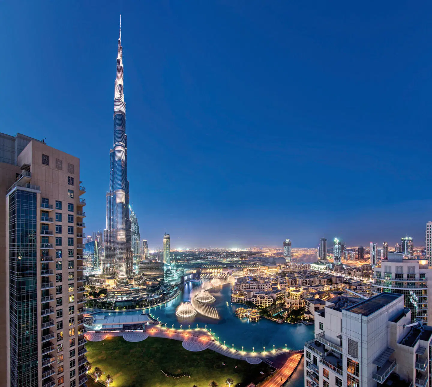 Wyndham Downtown Dubai EXTERIOR