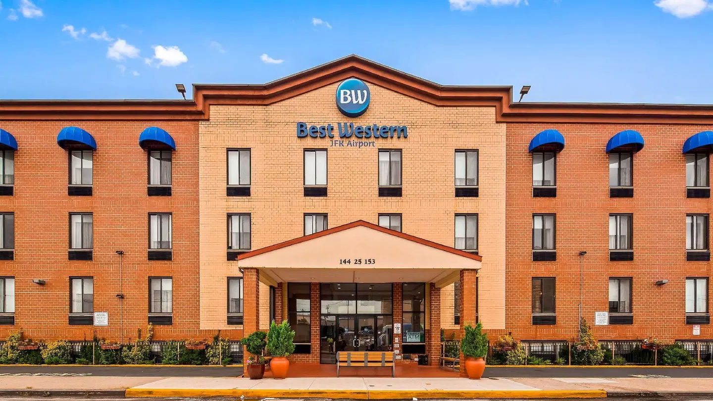 Best Western JFK Airport EXTERIOR