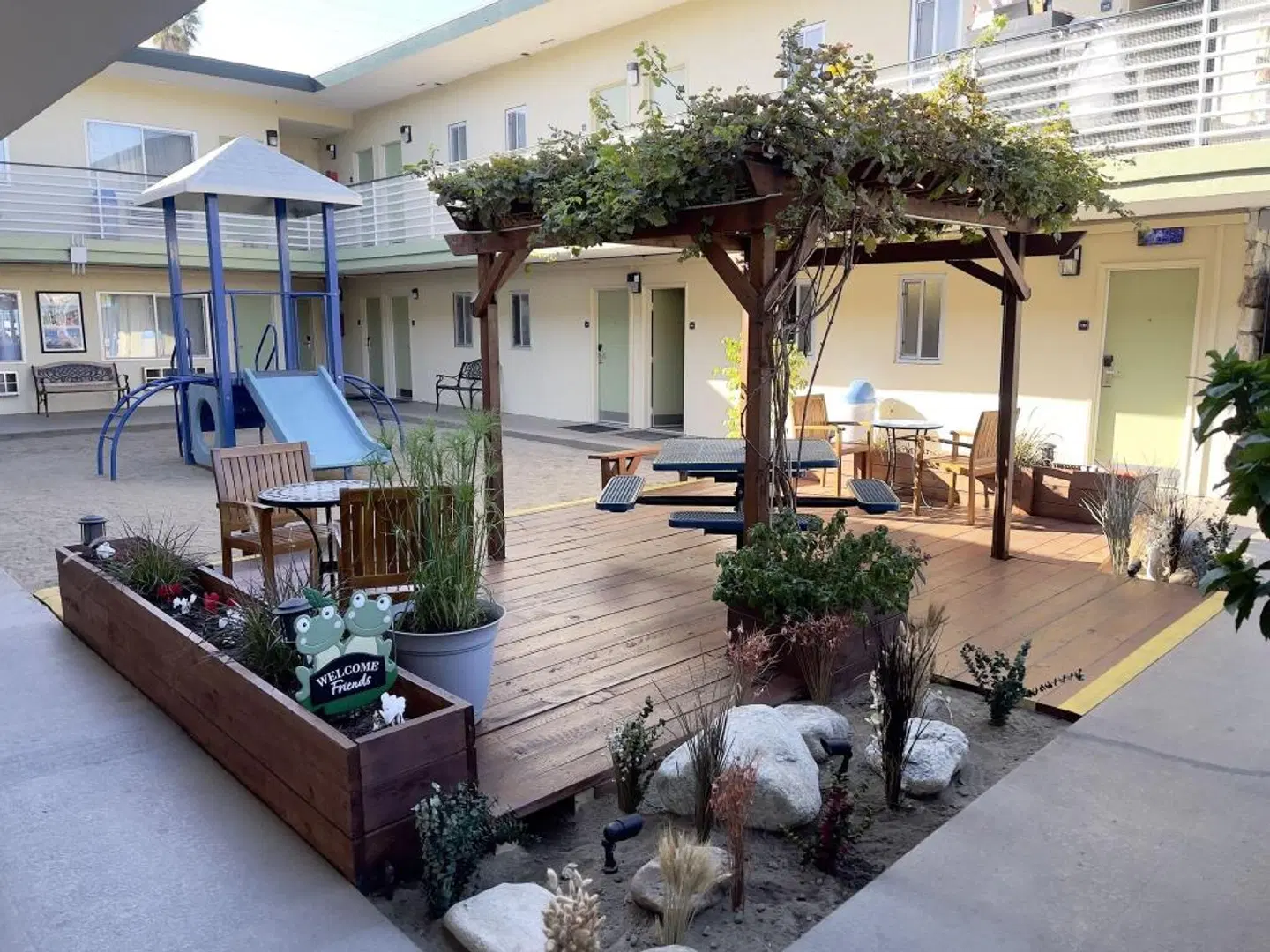 Quality Inn & Suites Anaheim at the Park Terrasse