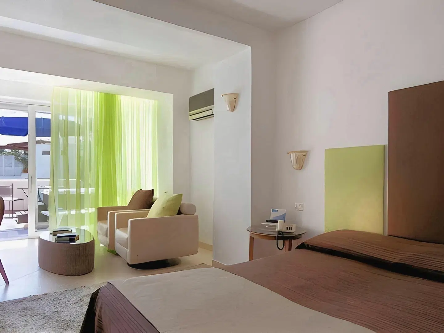 Floridia ROOM_EXAMPLE