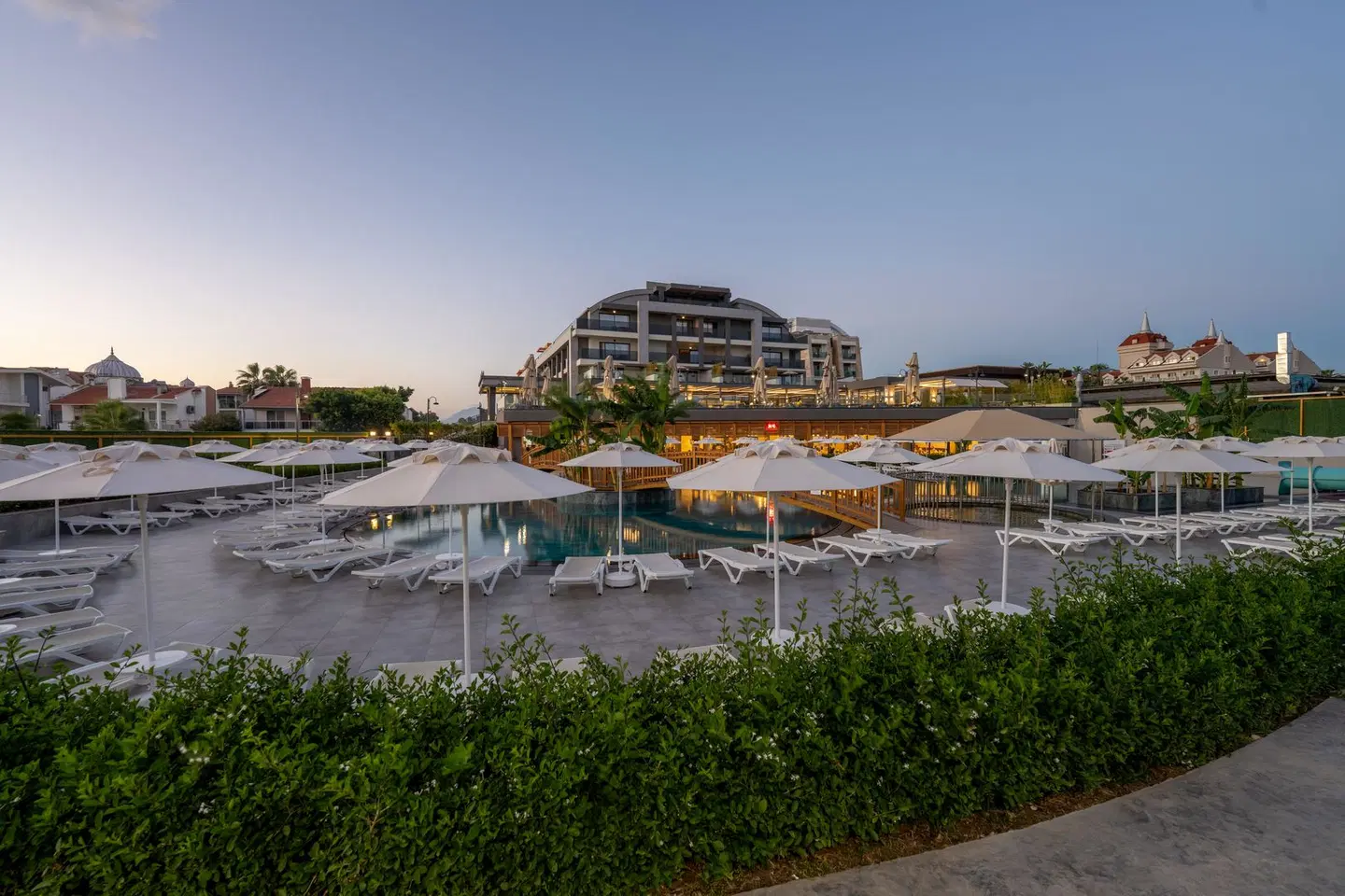 Sentido Luna Vista OUTDOOR_POOL