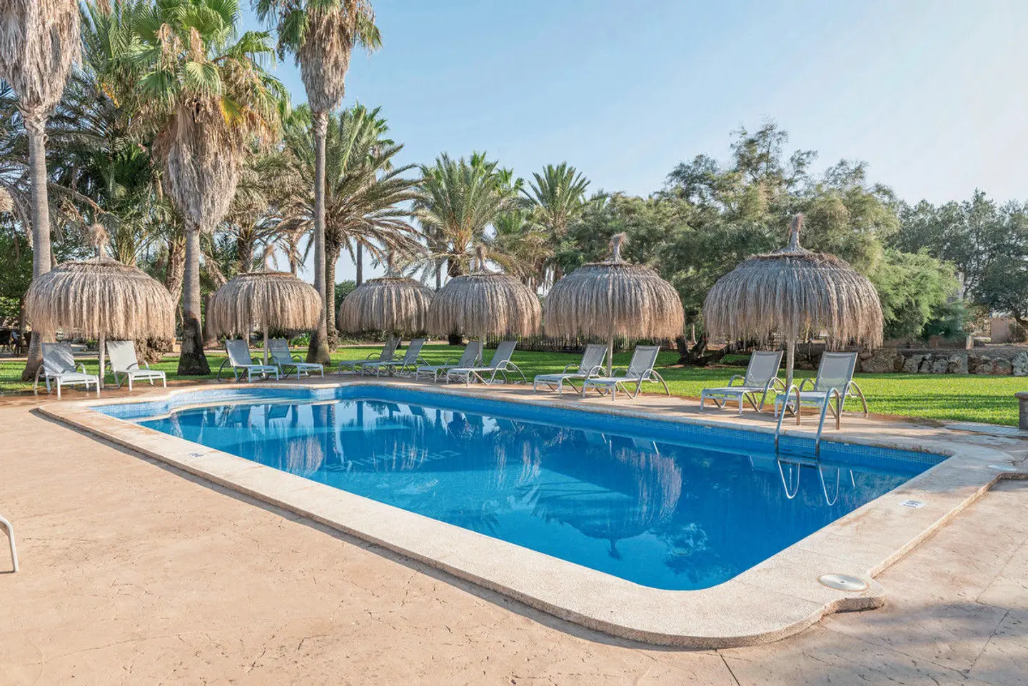 Finca Can Canals & Spa OUTDOOR_POOL