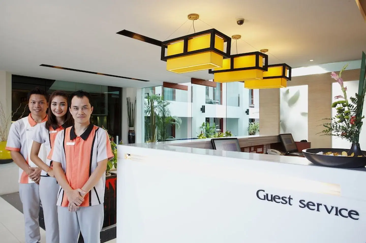 La Flora Resort Patong PEOPLE