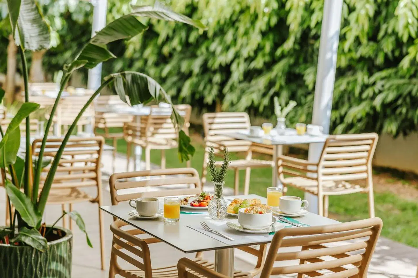 Nissi Park Hotel Terrasse