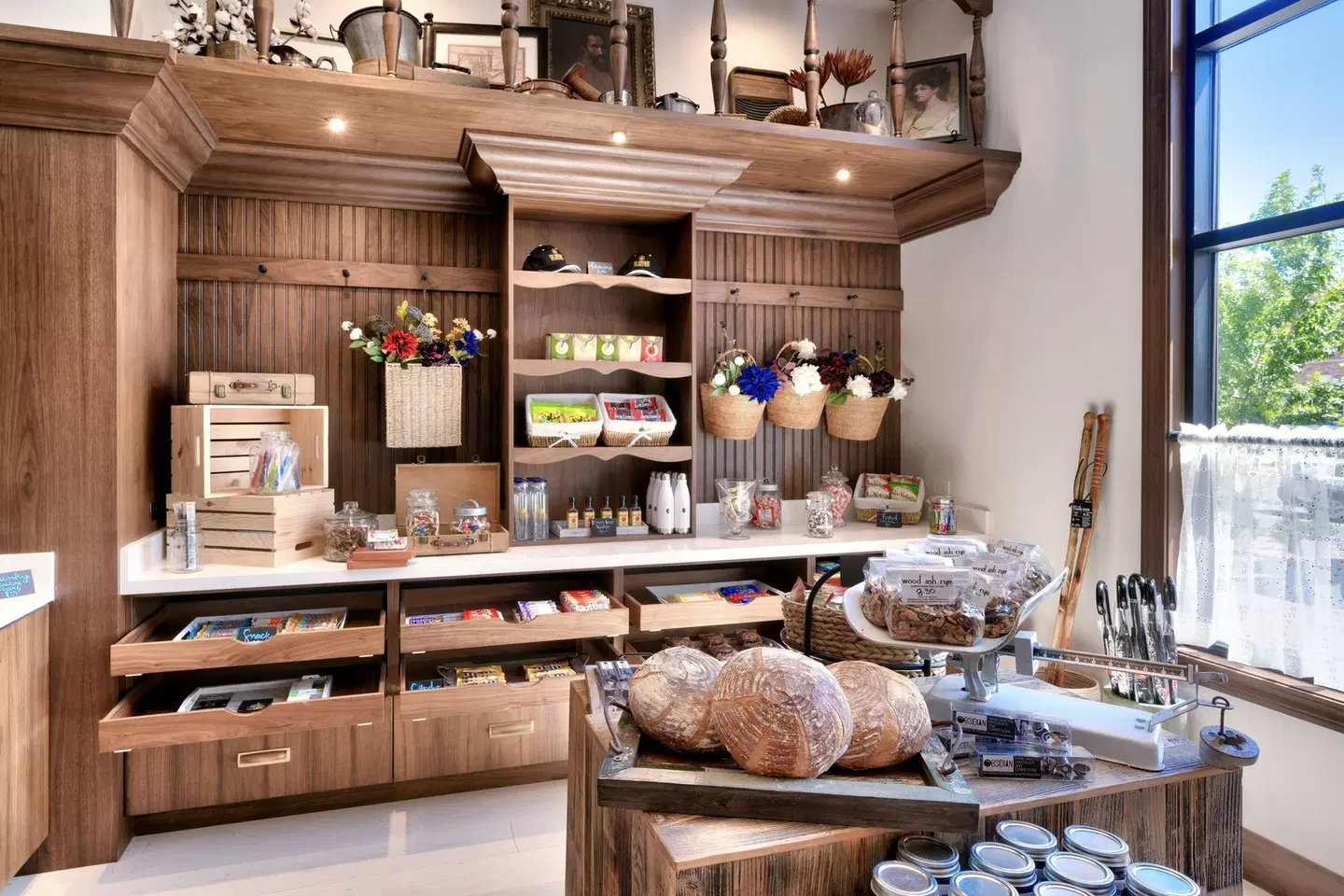 The Advenire, Autograph Collection Bar