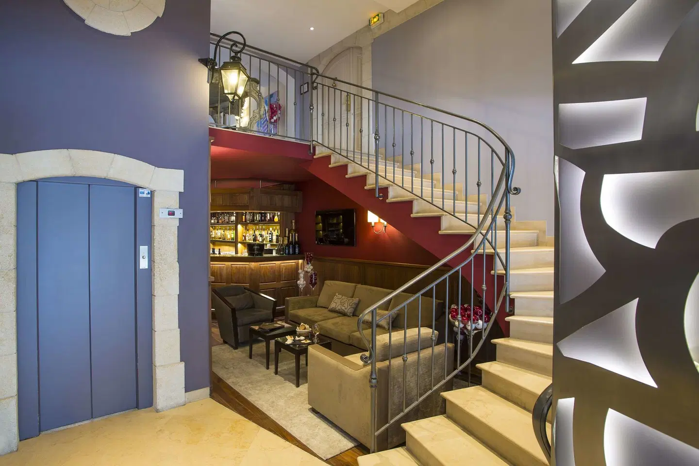 Best Western Cannes Riviera Bar