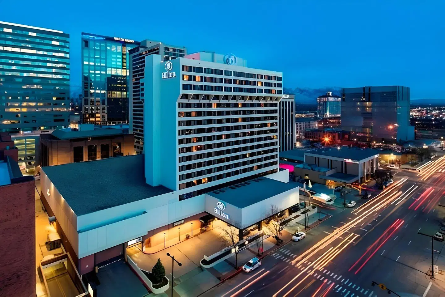 Hilton Salt Lake City Center EXTERIOR