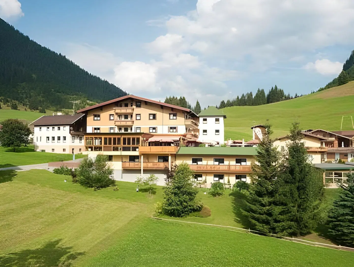 Hotel Rotlechhof EXTERIOR
