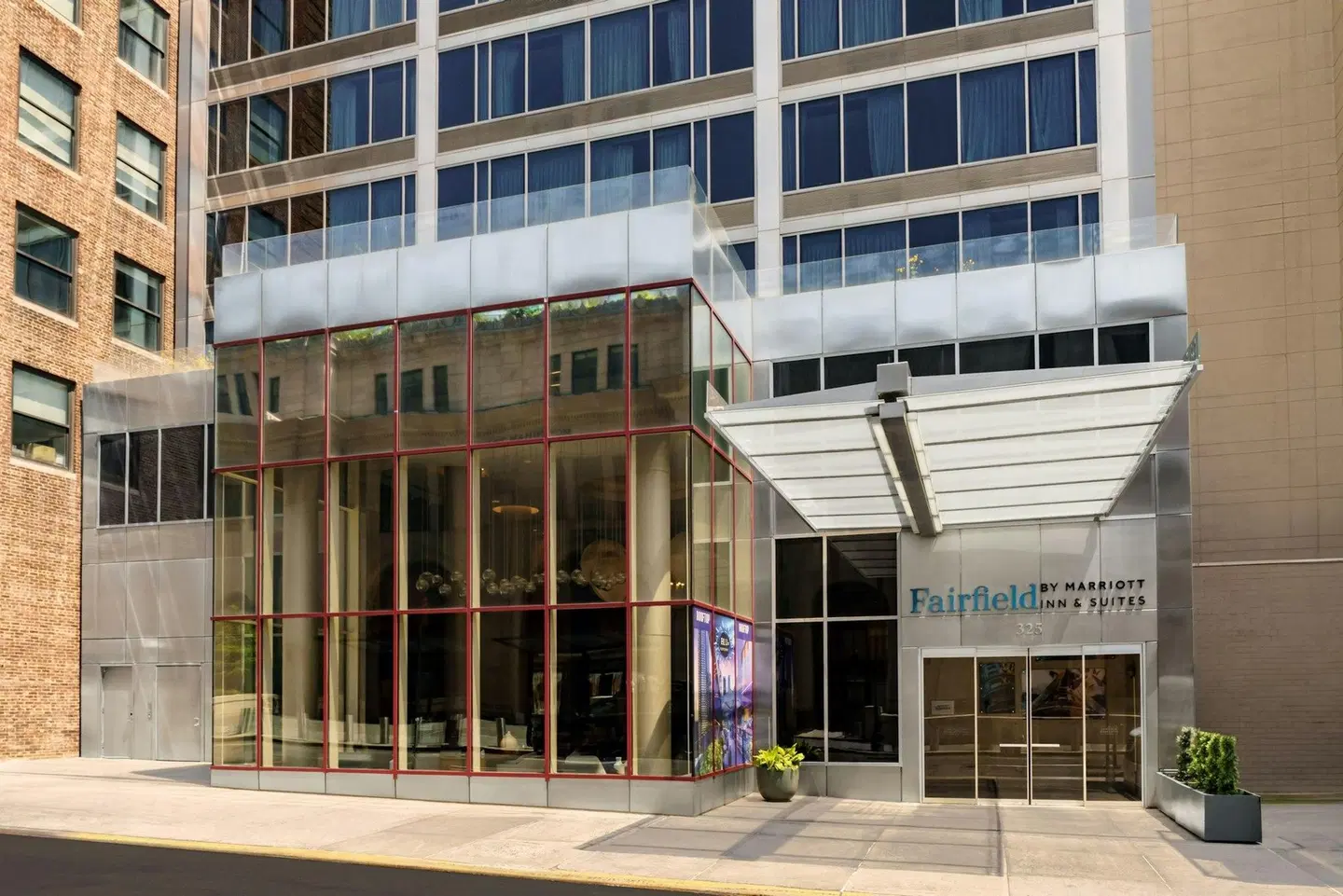 Fairf. I&S NY Manhattan/Penn St. EXTERIOR