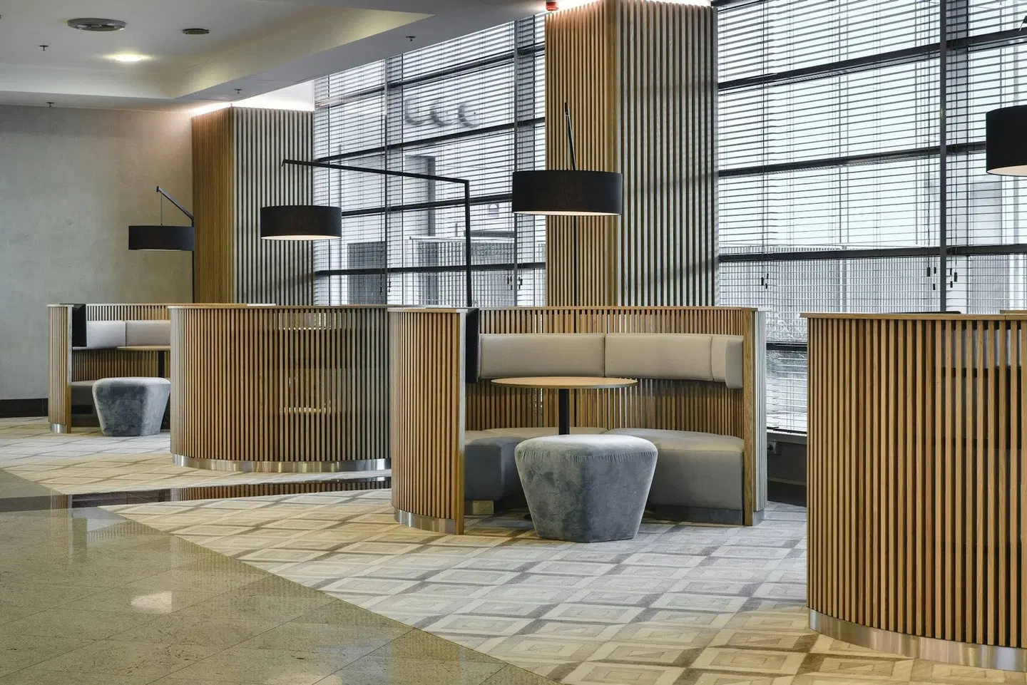 Courtyard by Marriott Warsaw Airport LOUNGE_LOBBY