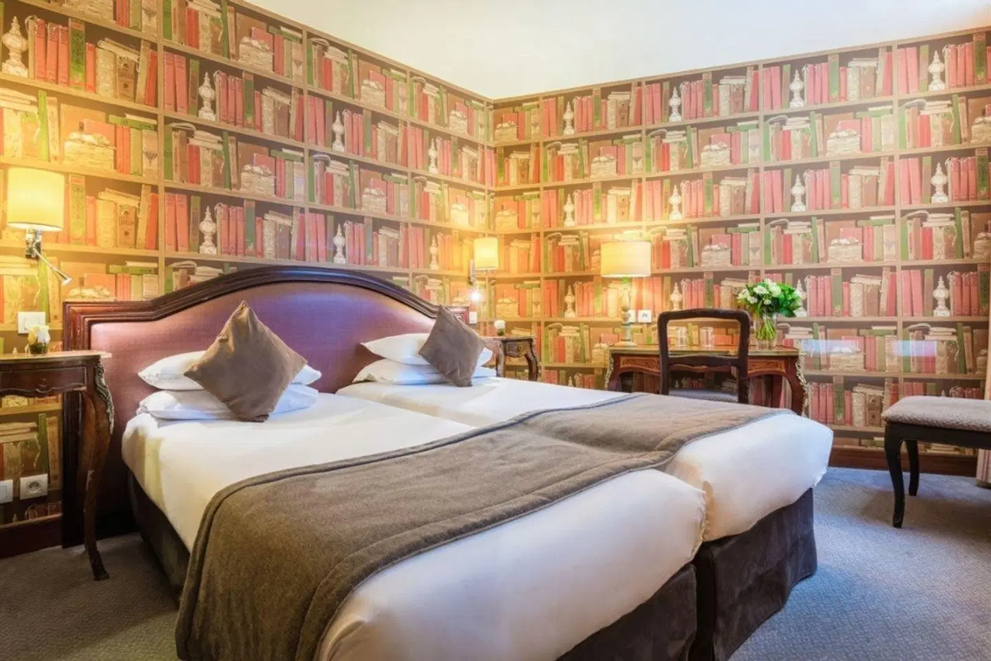 Royal Saint Germain ROOM_EXAMPLE