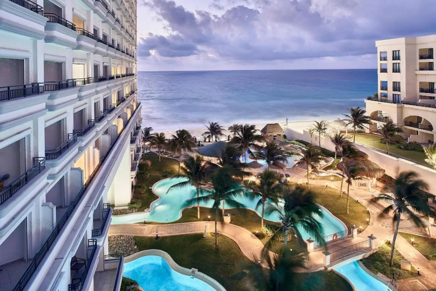 JW Marriott Cancun Resort & Spa OUTDOOR_POOL