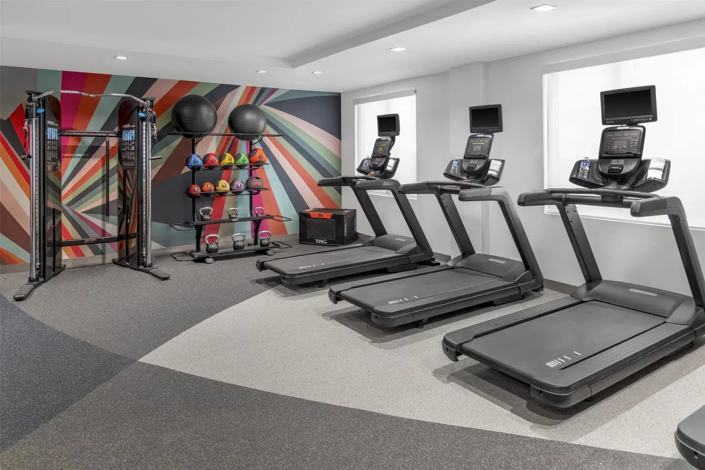 Hilton Garden Inn Queens/JFK Airport SPORTS_AND_LEISURE