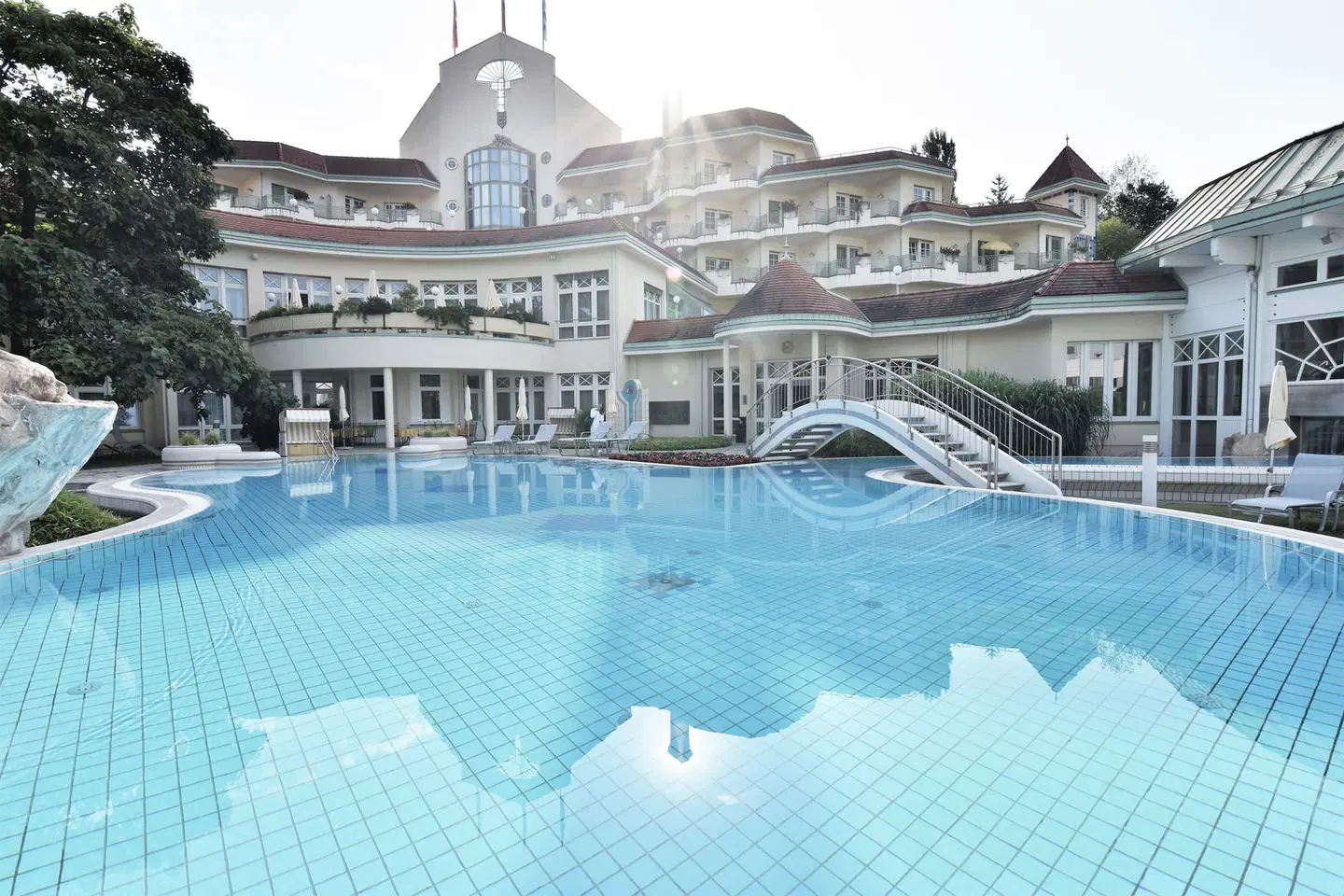 Reduce Hotel Thermal Bad Tatzmannsdorf OUTDOOR_POOL