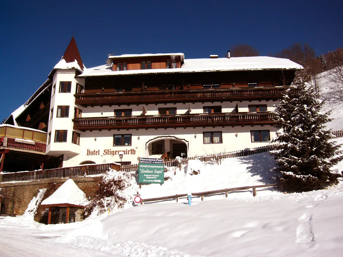 Hotel - Restaurant - Ferienanlage Stigenwirth EXTERIOR