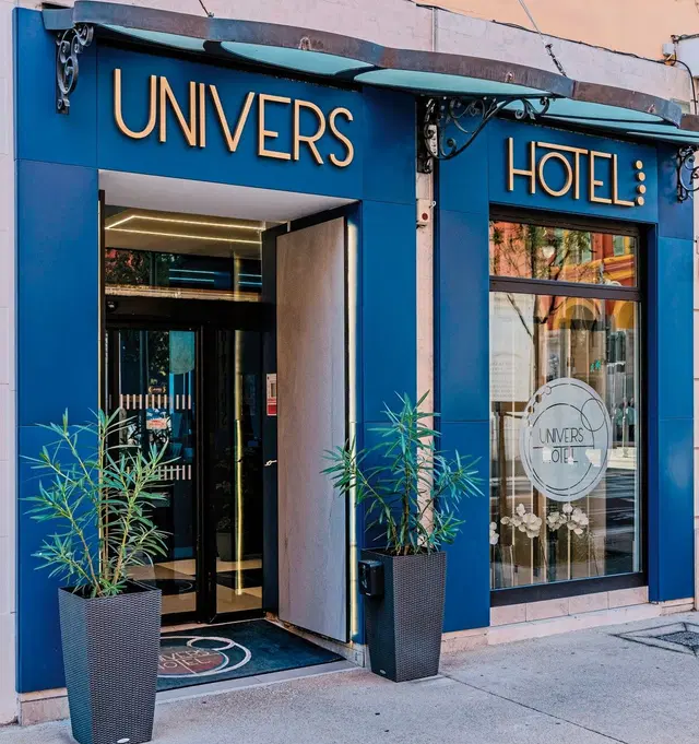 Hotel Univers EXTERIOR