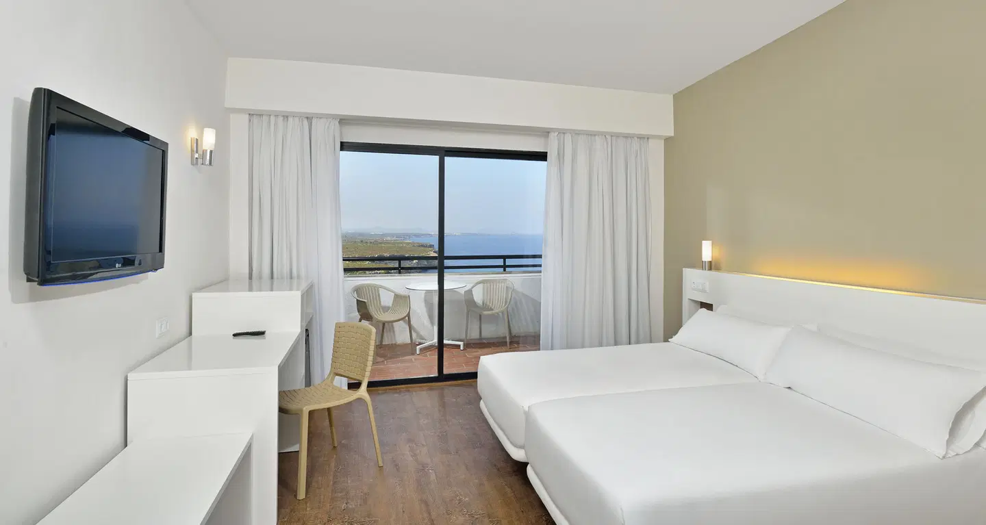 Alua Calas de Mallorca Resort ROOM_EXAMPLE
