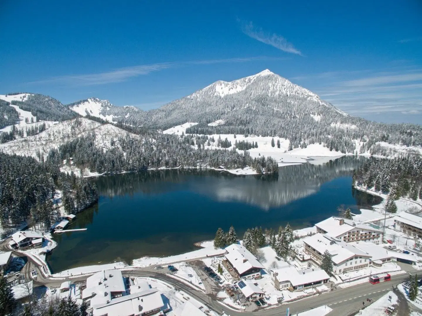 Arabella Alpenhotel am Spitzingsee, a Tribute Portfolio Hotel OUTDOOR_POOL