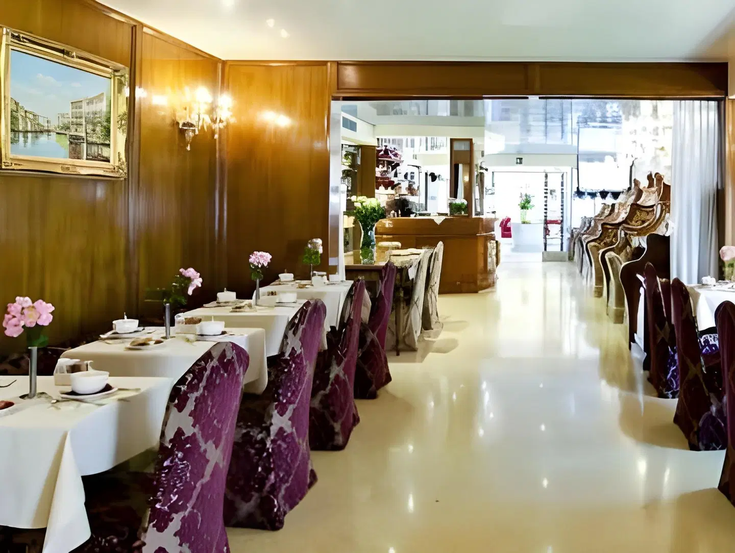 Pesaro Palace Restaurant
