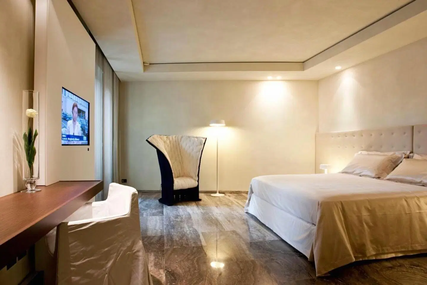 Romano House ROOM_EXAMPLE