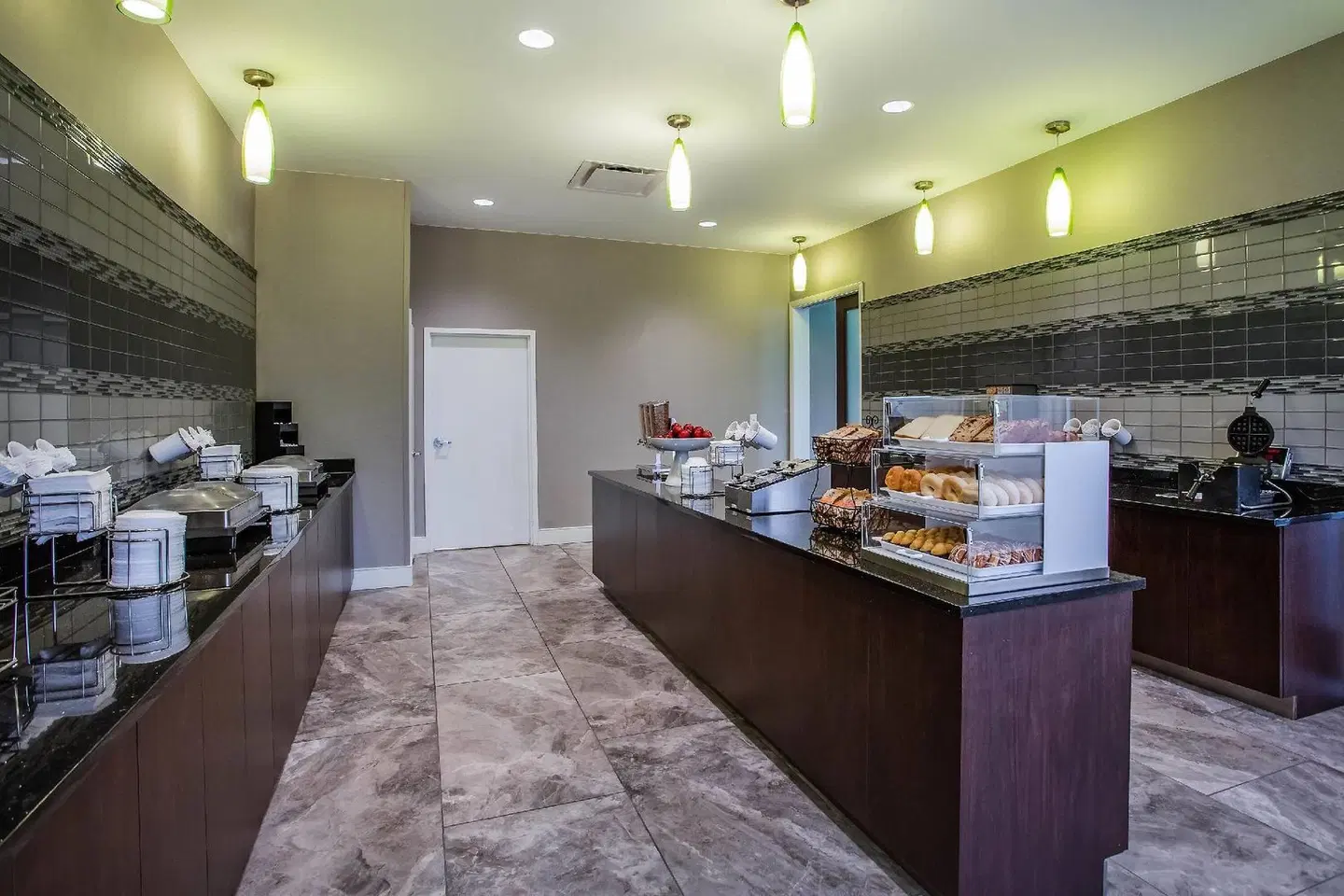 La Quinta Inn & Suites Virginia Beach Restaurant