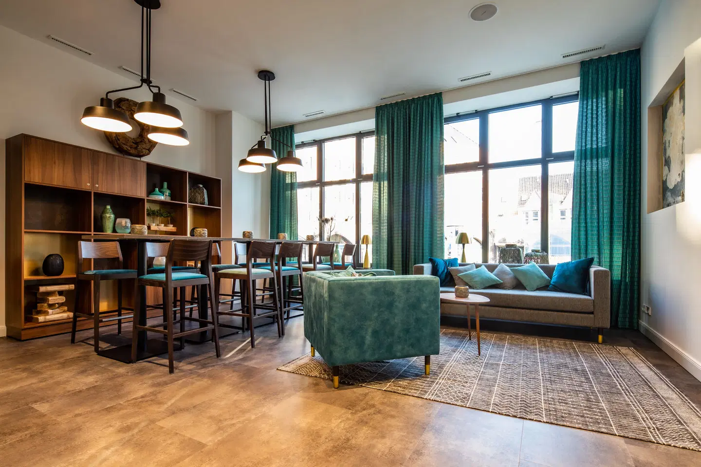 Holiday Inn - the niu, Rig Lübeck by IHG Bar