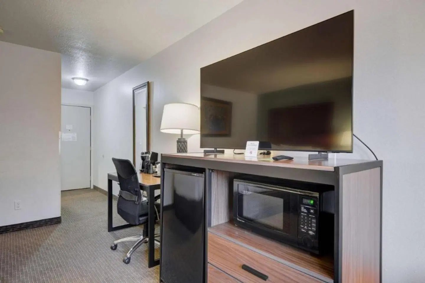 The Ridgeline Hotel at Yellowstone, Ascend Hotel Collection ROOM_EXAMPLE