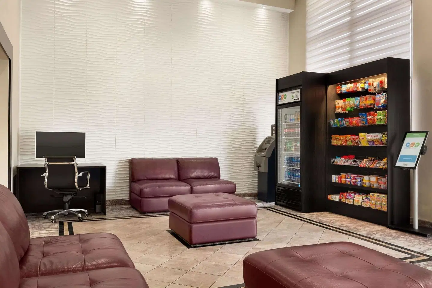Days Inn & Suites by Wyndham Anaheim At Disneyland Park LOUNGE_LOBBY