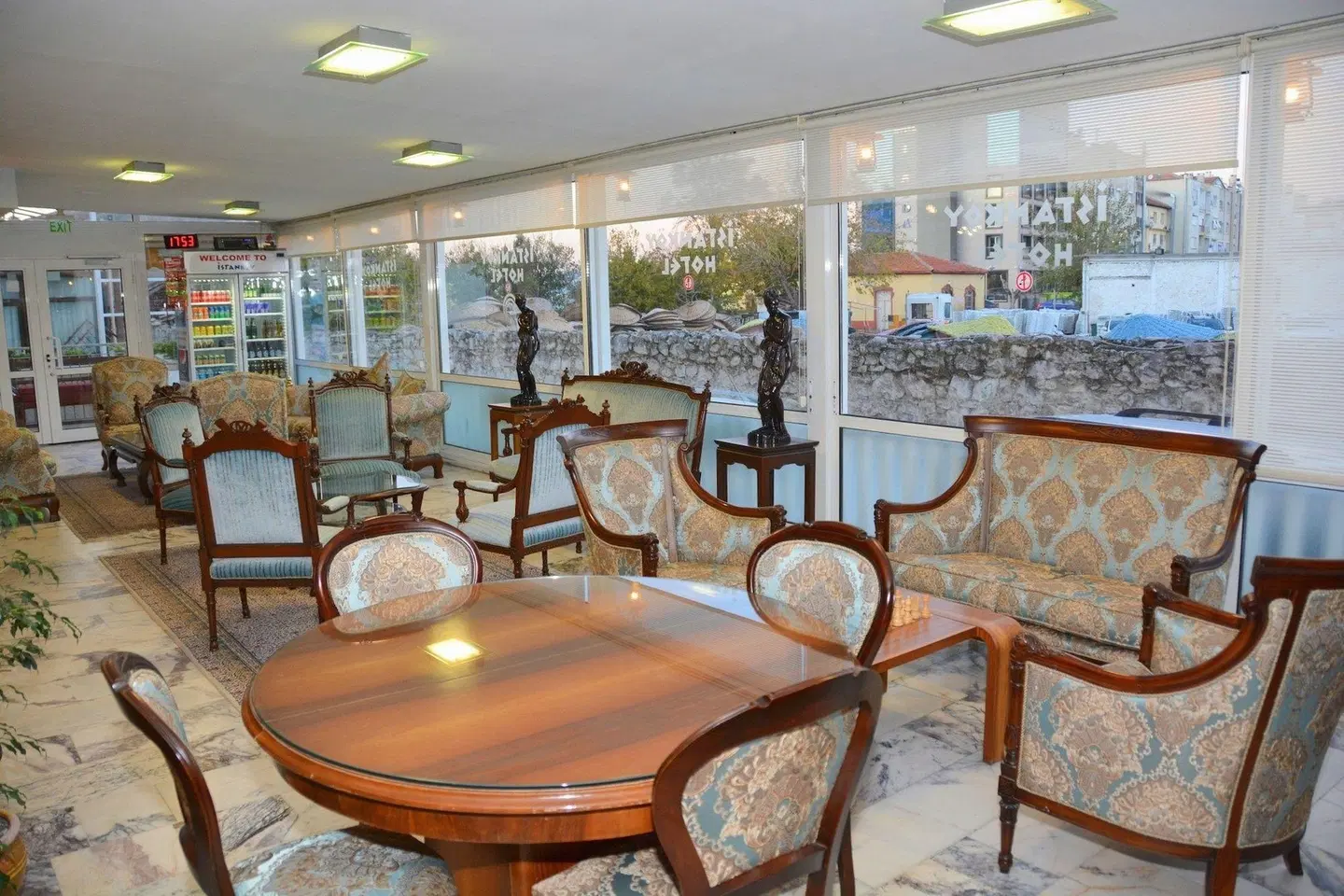 Istankoy Hotel Bar
