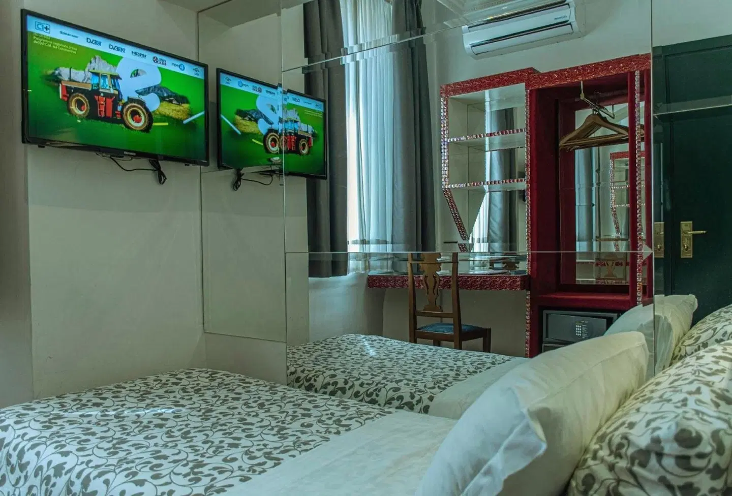 Hotel Canova ROOM_EXAMPLE