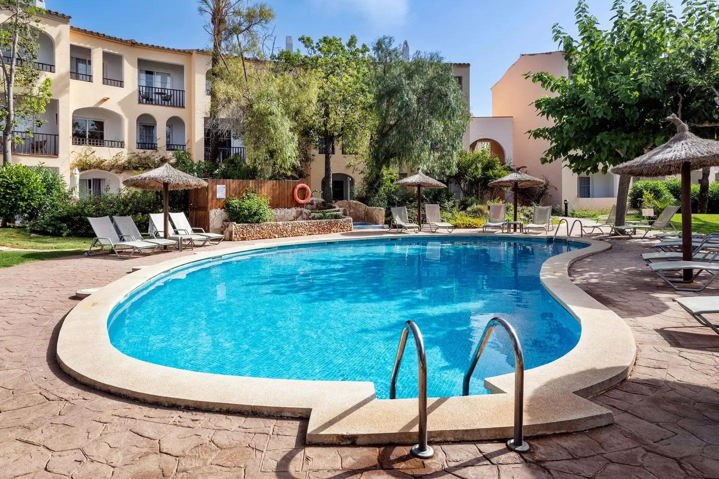 Sol Falcó Menorca OUTDOOR_POOL
