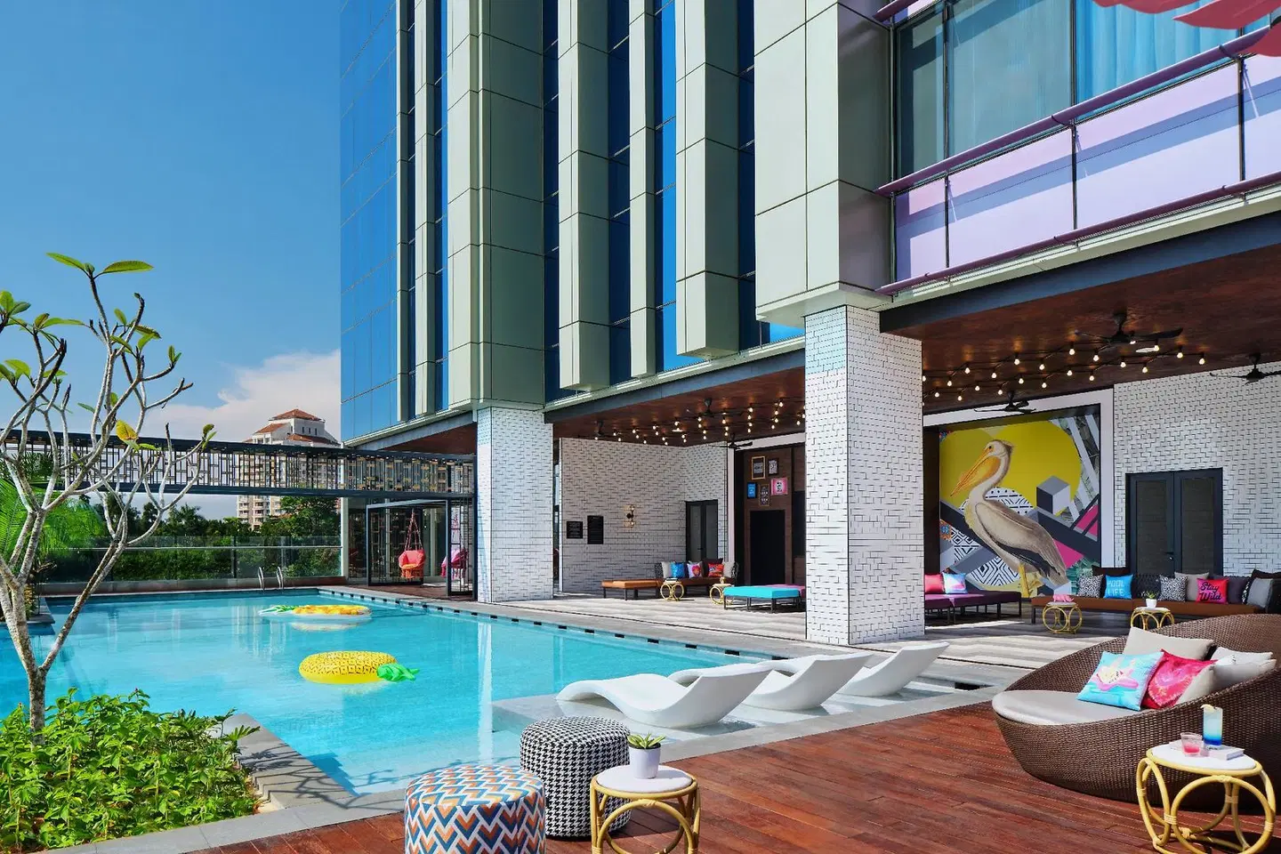 Moxy Putrajaya OUTDOOR_POOL