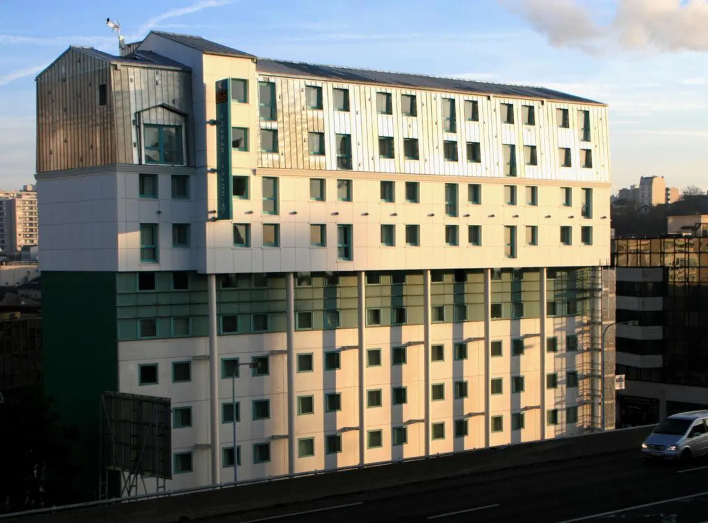 Hôtel Reseda EXTERIOR