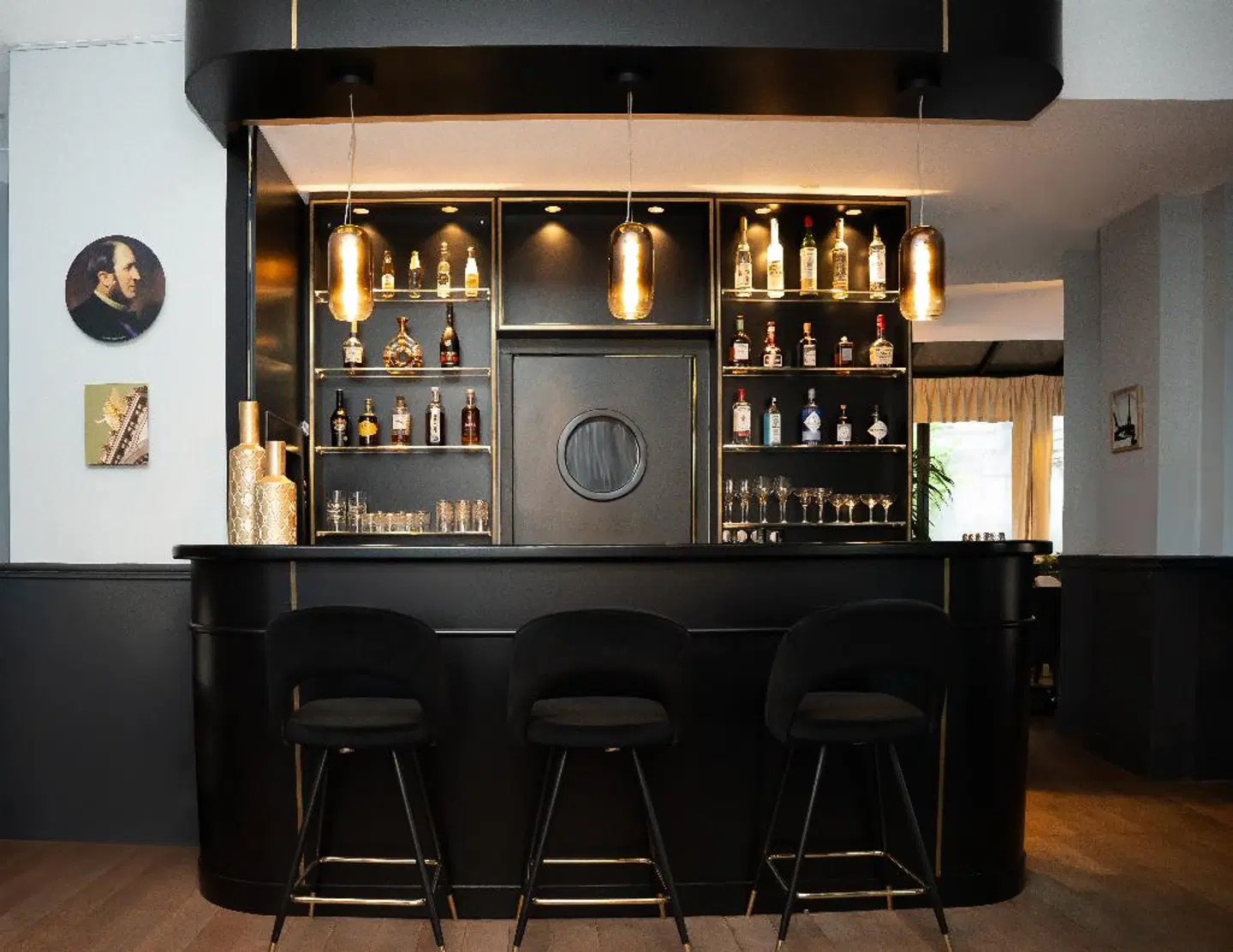 Lumen Bar