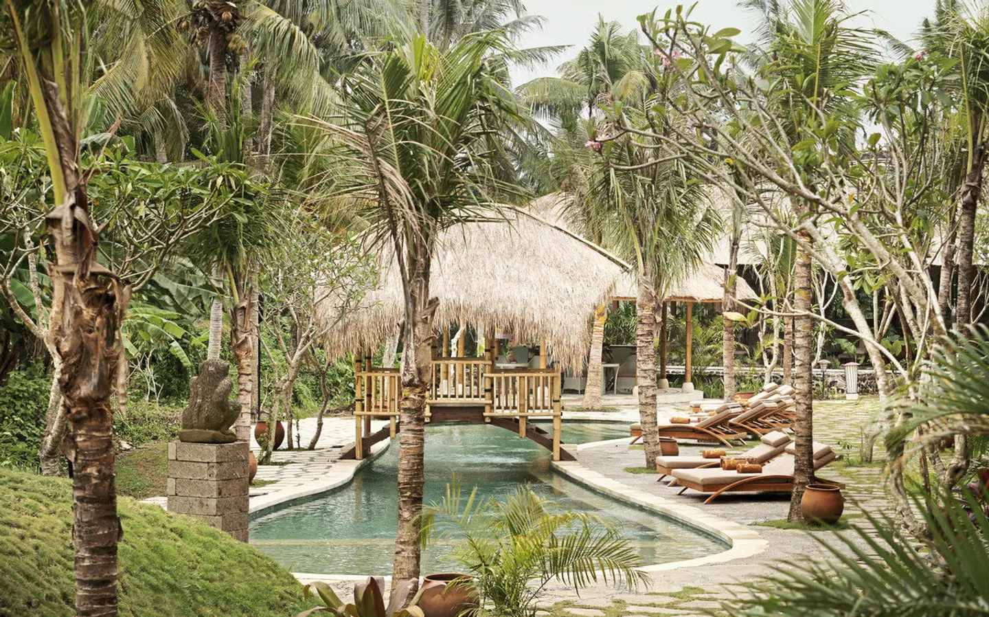 Alaya Resort Ubud OUTDOOR_POOL