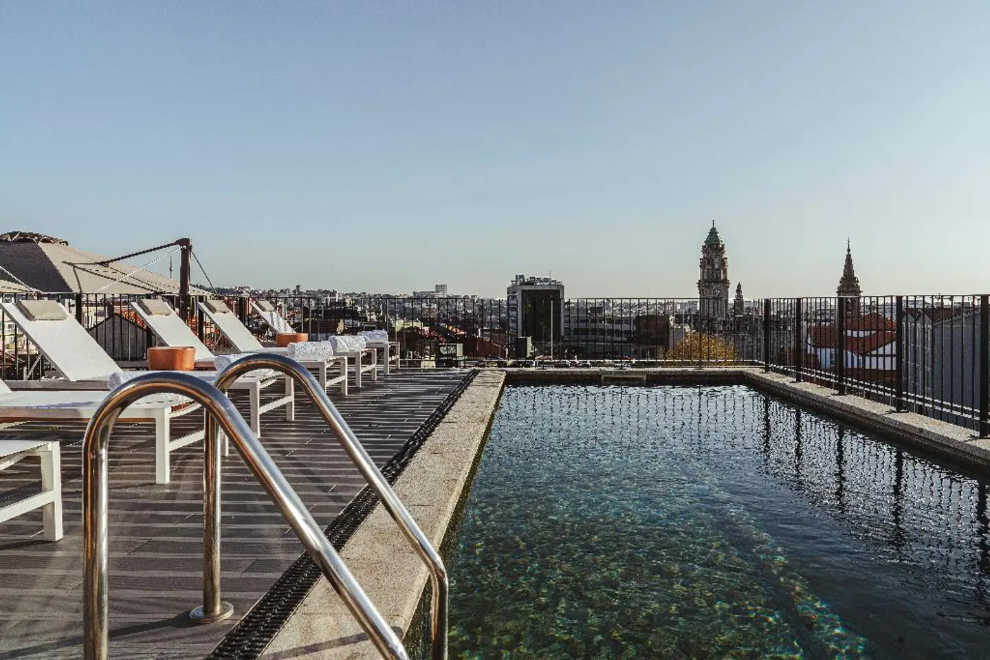 Hotel Vincci Bonjardim OUTDOOR_POOL