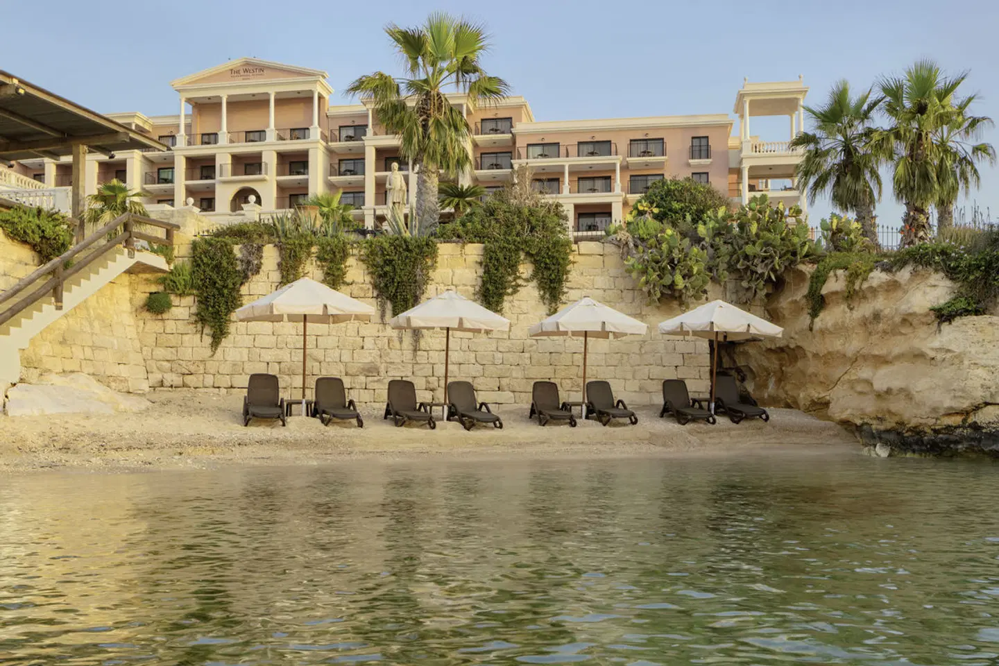 The Westin Dragonara Resort EXTERIOR