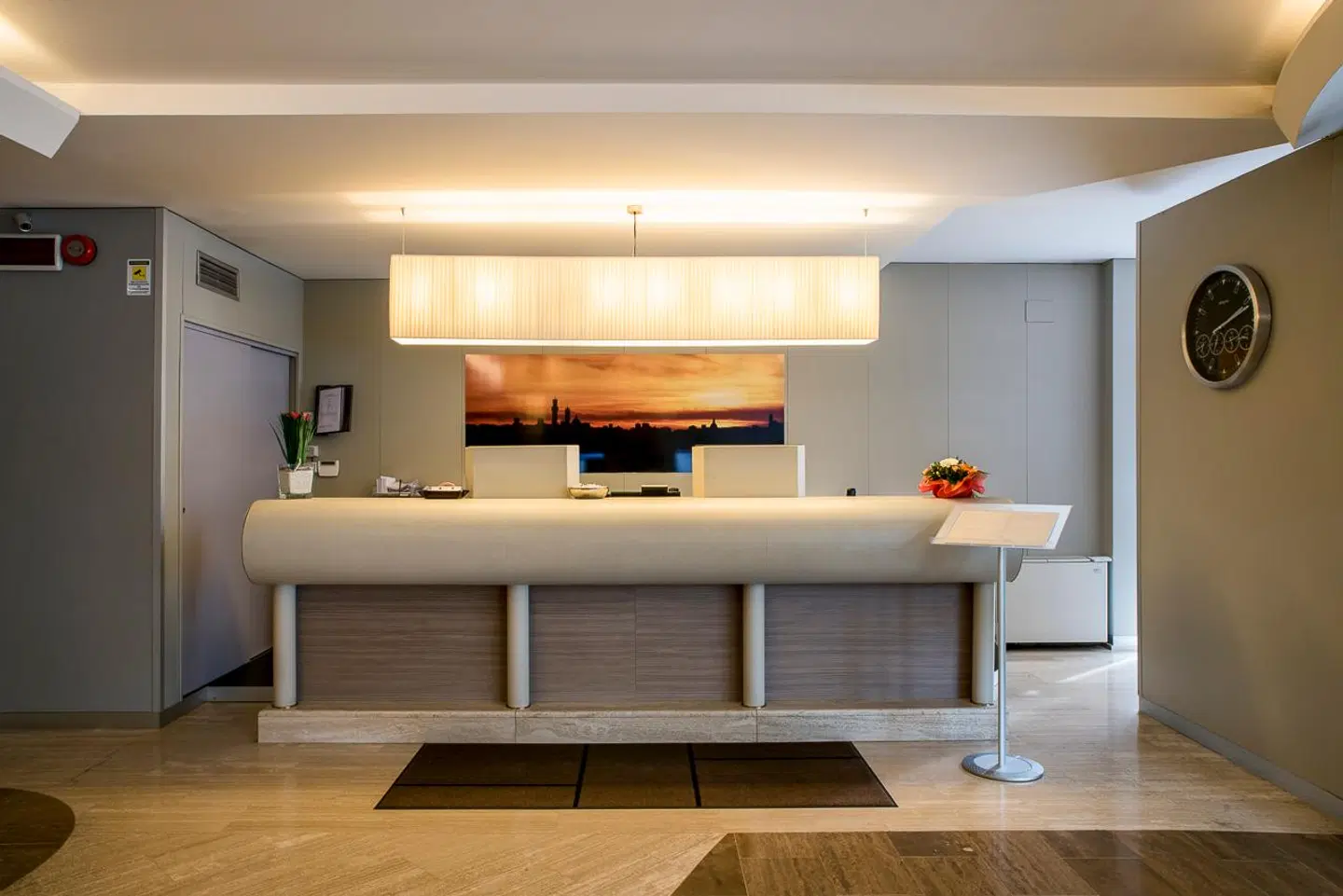 Executive ROOM_EXAMPLE