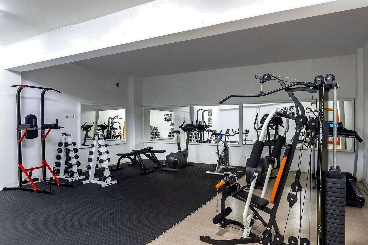 Mayfair Hotel SPORTS_AND_LEISURE