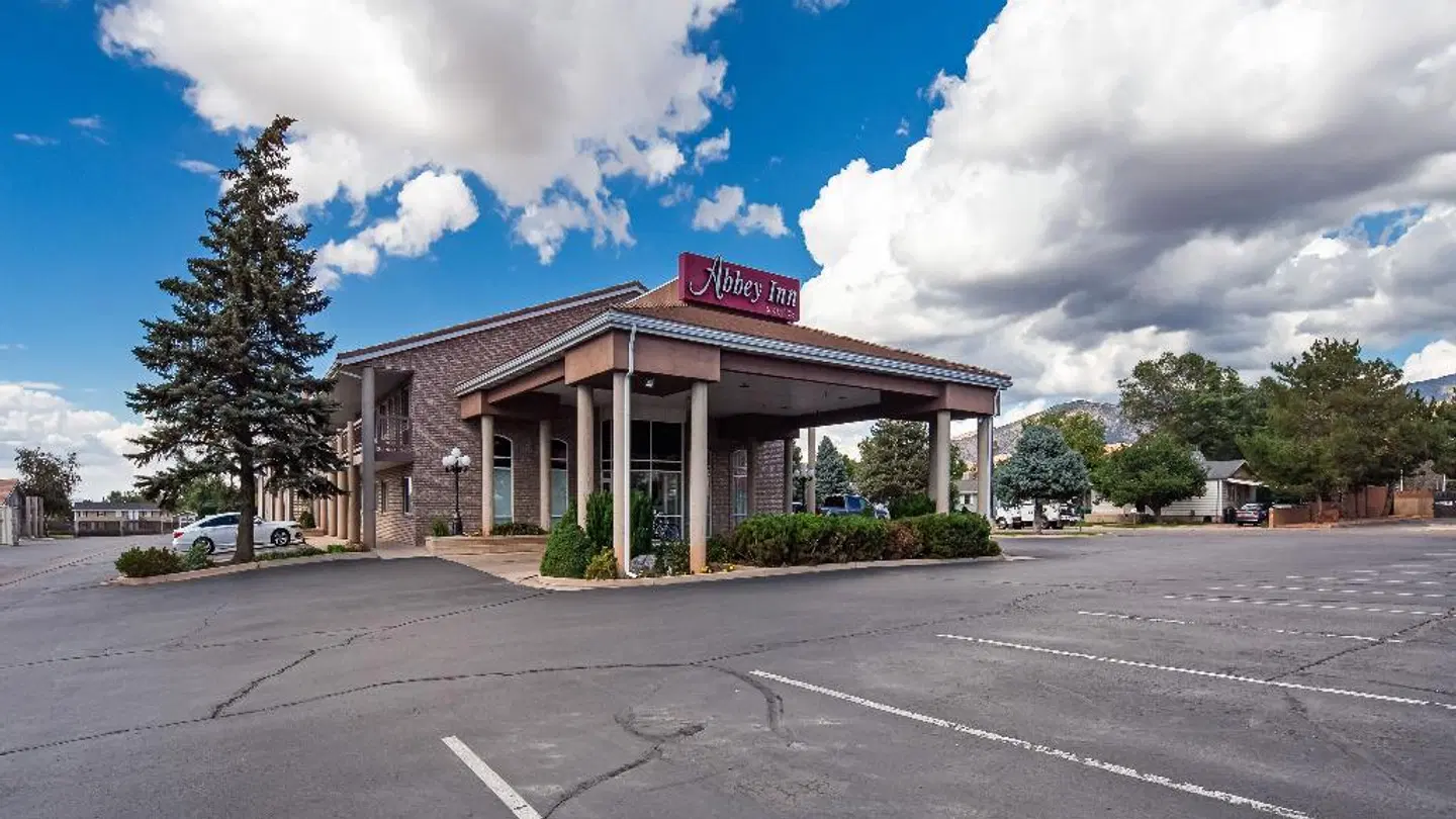 Abbey Inn Cedar City EXTERIOR