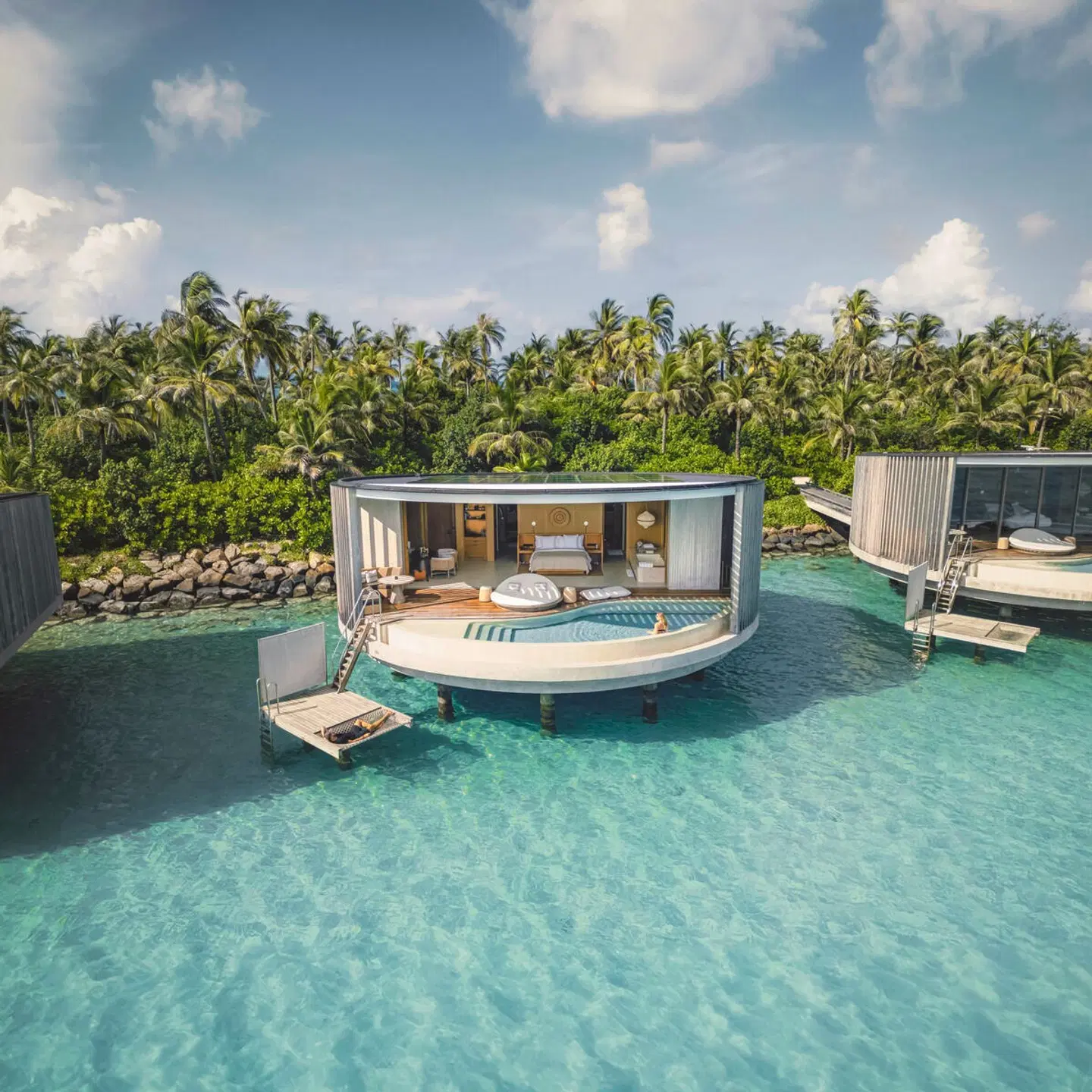 The Ritz-Carlton Maldives, Fari Islands OUTDOOR_POOL