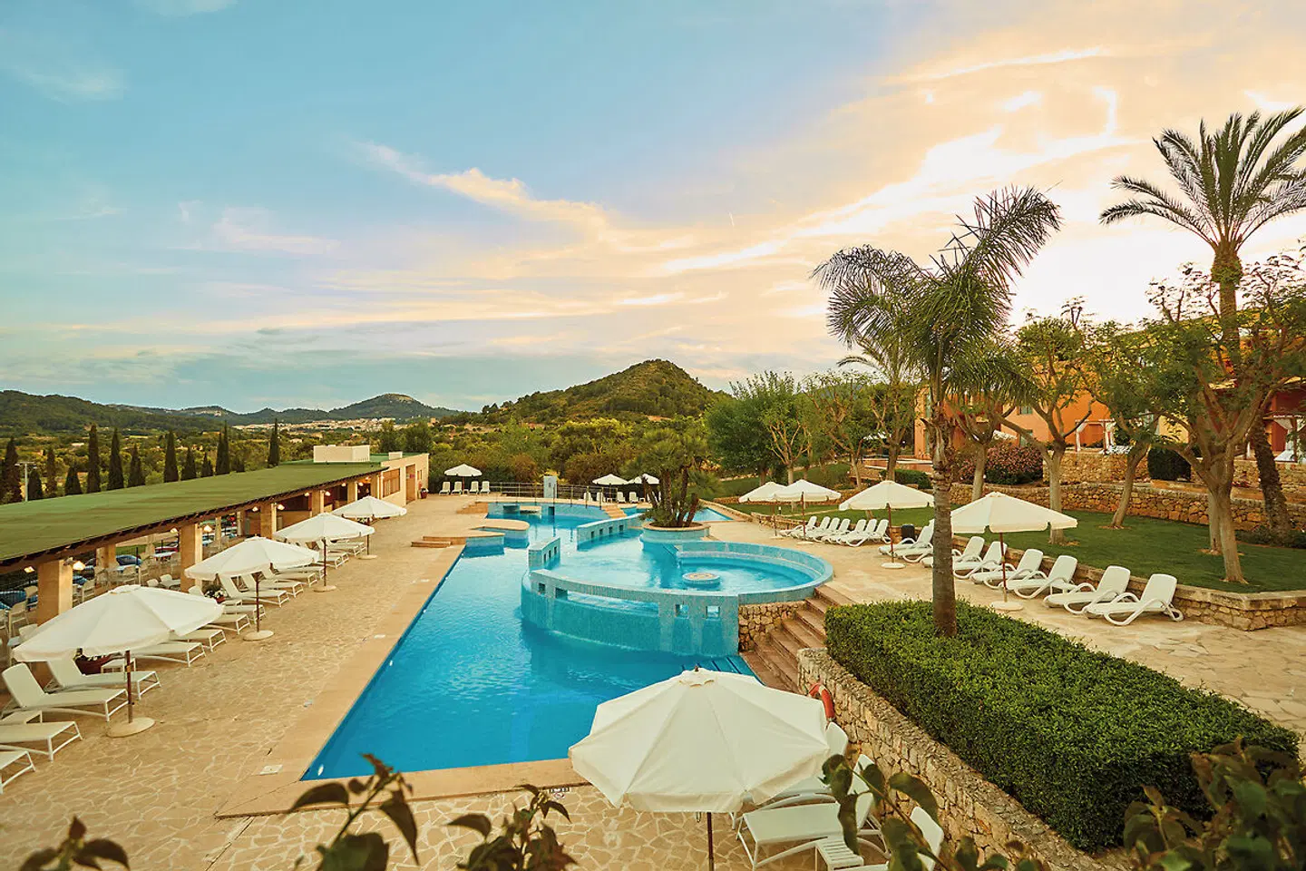 Pula Suites Boutique Resort OUTDOOR_POOL