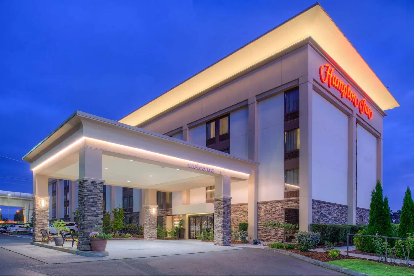 Hampton Inn Seattle/Airport EXTERIOR